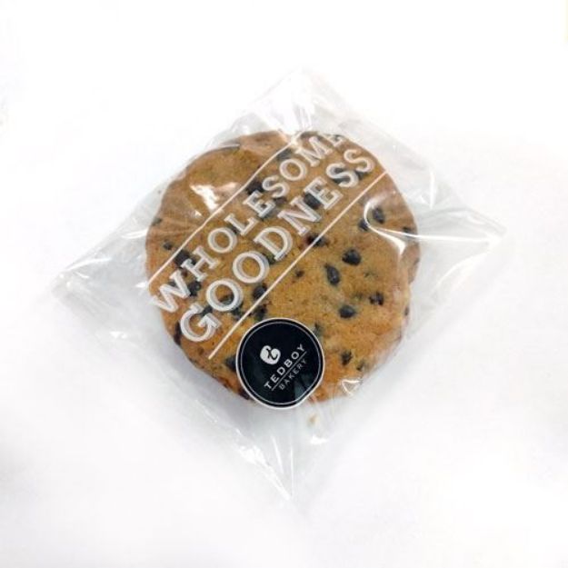 Picture of Giant Choc Chip Walnut Cookie