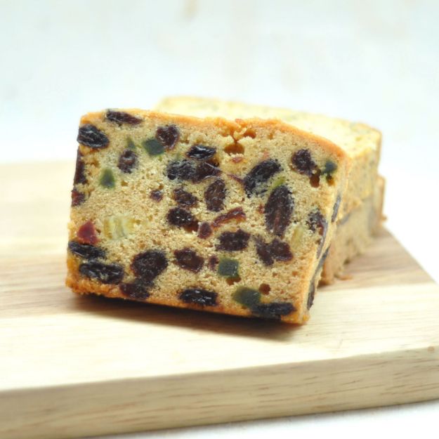 Picture of Mixed Fruit Pound Cake (Slice)