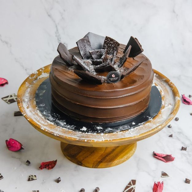 Picture of Awfully Chocolate Cake (Whole)