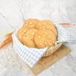 Picture of Giant Macadamia White Choc Cookie