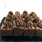 Picture of Mini Caramel Brownies (16pcs/tray)
