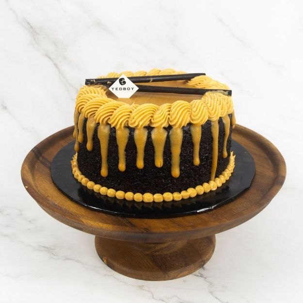 Picture of Peanut Buttercream Eggless Chocolate Cake