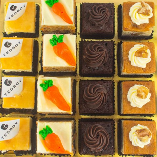 Picture of Mini Cakes (16pcs/tray)